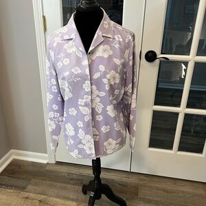 Beautiful silk and linen Lavender and white floral blazer size 16 EUC